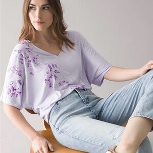 White House Black Market Purple Floral Short Sleeve Top